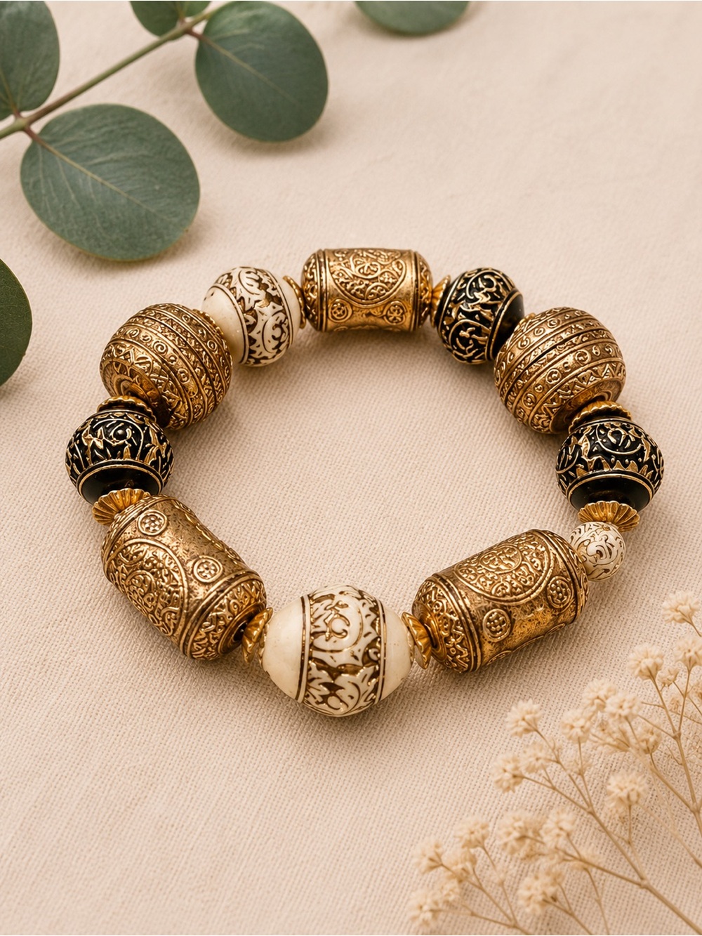 NEW Elegant Gold and Black Beaded Stretchy Bracelet